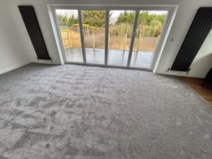 Living area- click for photo gallery